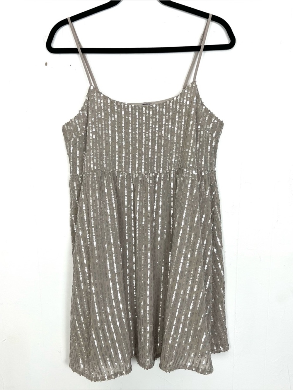 Forever 21 Tan Silver Sequin Babydoll Dress Spaghetti Straps Jrs Medium Small